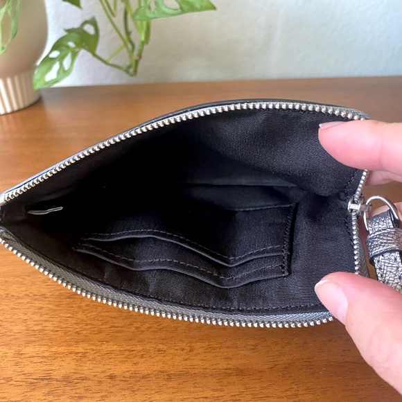 NEW Coach Corner Zip Wristlet Silver Metallic Ash Leather Wallet Glam Clutch - Picture 11 of 15